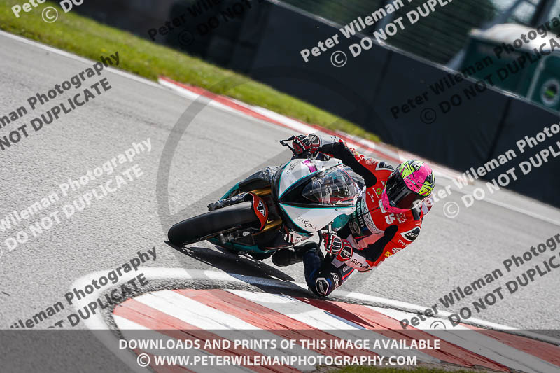 donington no limits trackday;donington park photographs;donington trackday photographs;no limits trackdays;peter wileman photography;trackday digital images;trackday photos